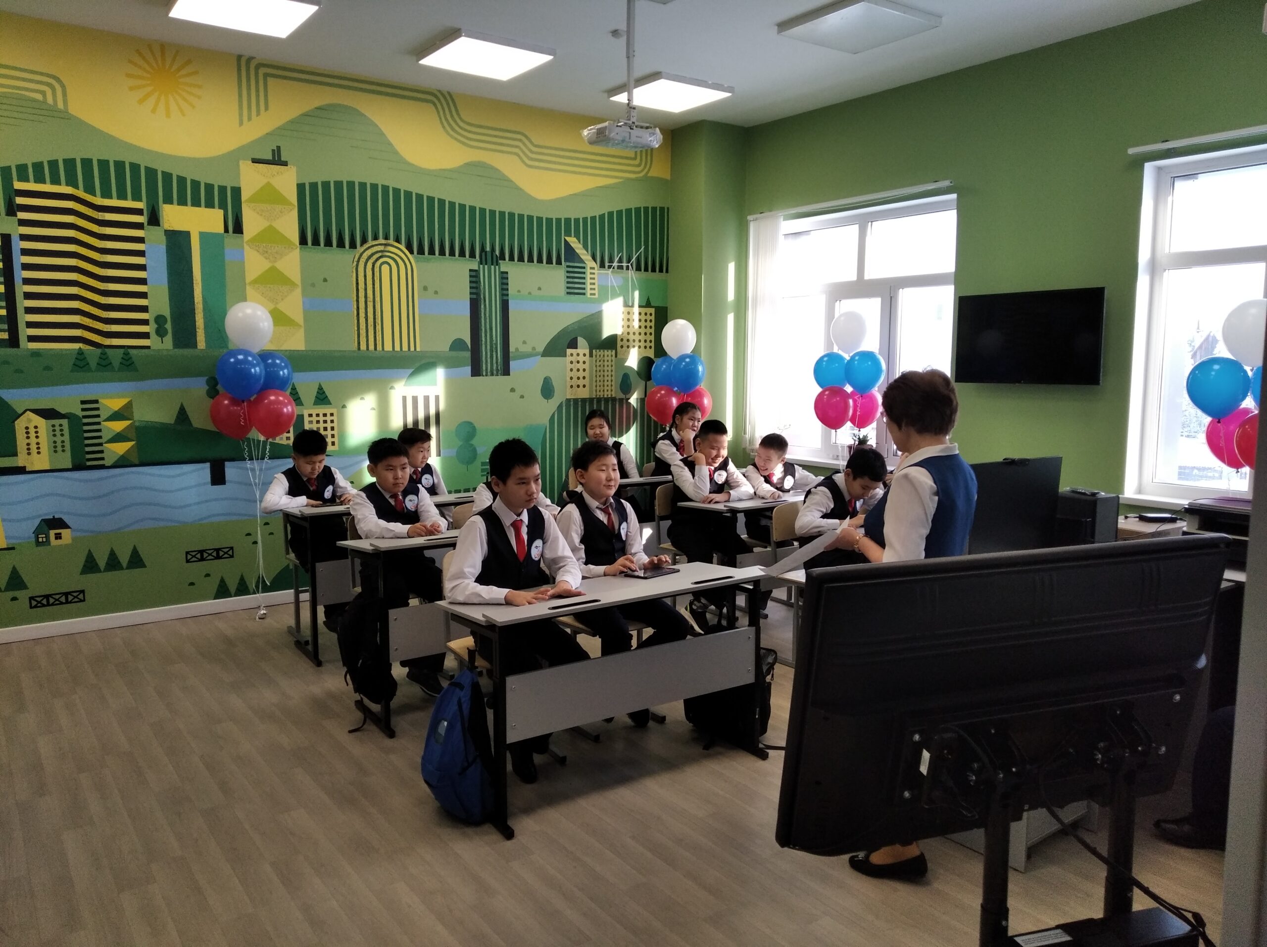 «Мама, это точно наша школа?»: в Якутске открыли новое здание Речевой школы