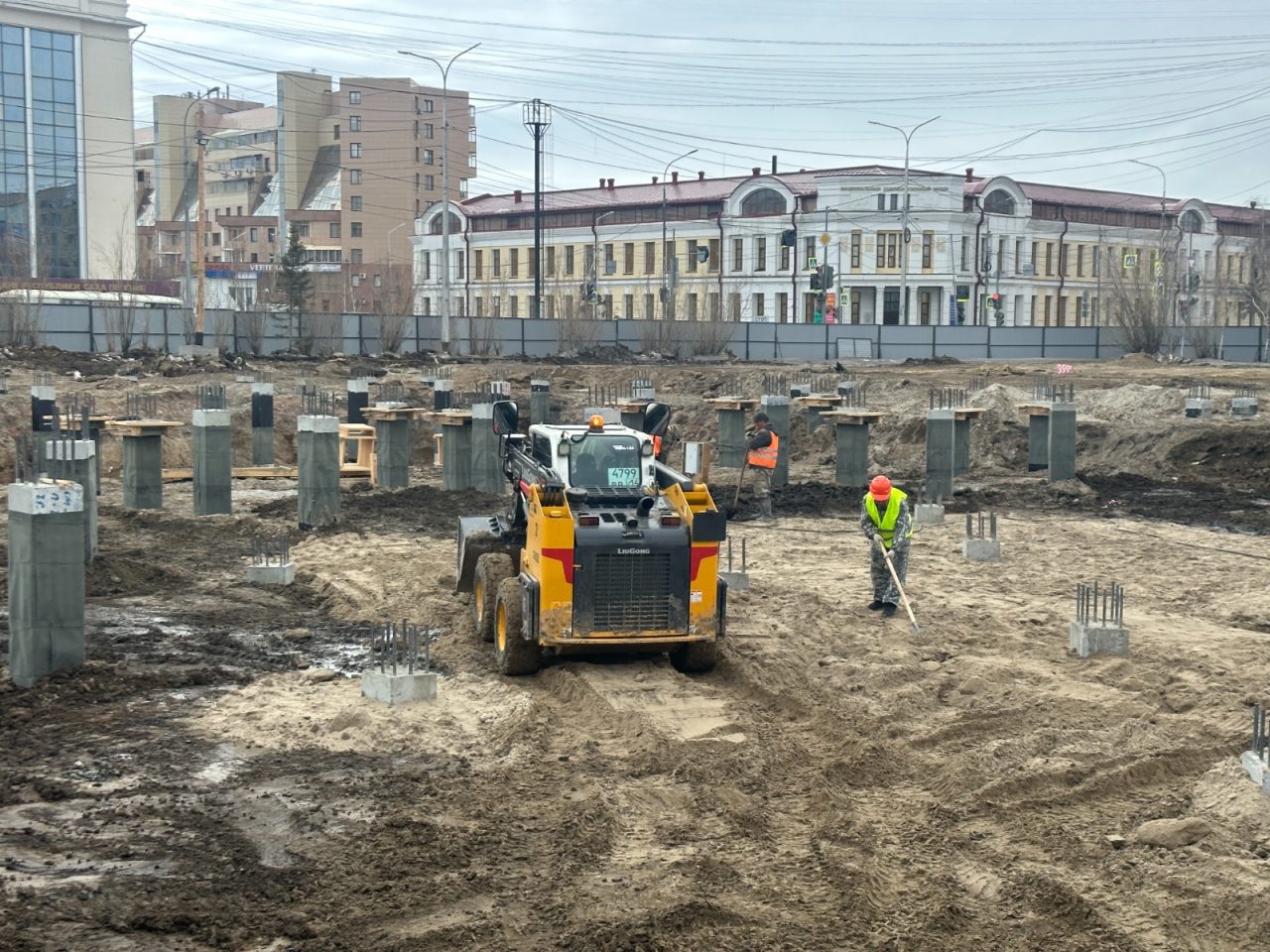 Строители приступили к активной фазе реконструкции площади Ленина в Якутске  — Yakutia-daily.ru